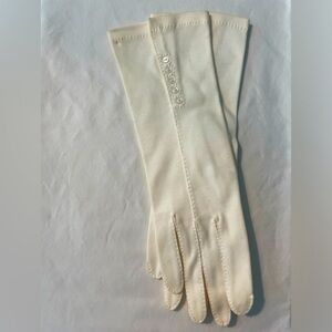 Vintage white gloves.